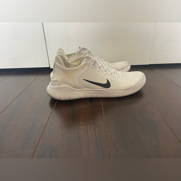 Men’s Nike Free Run 2018 - Picture 7 of 9